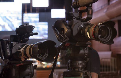 AI產(chǎn)品宣傳片制作公司——用智能影像講好產(chǎn)品故事，讓科技價(jià)值被世界看見(jiàn)