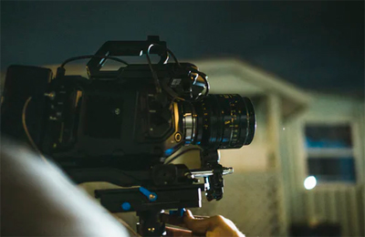 廣告片拍攝公司——讓品牌表達更有力量的視覺引擎 廣告片拍攝公司——讓品牌表達更有力量的視覺引擎